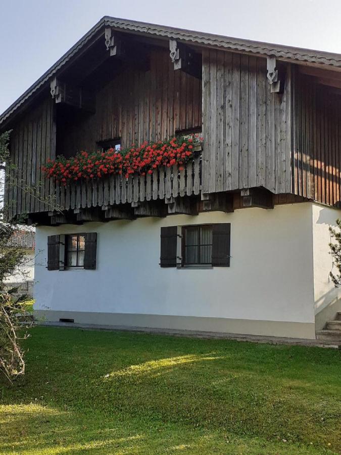 Pension & Fewos Fuchs Маут Экстерьер фото